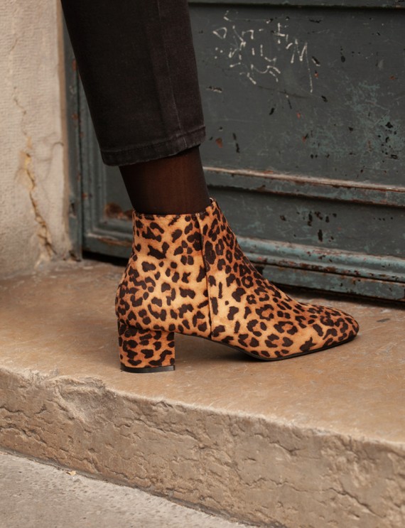 Zoé leopard boots