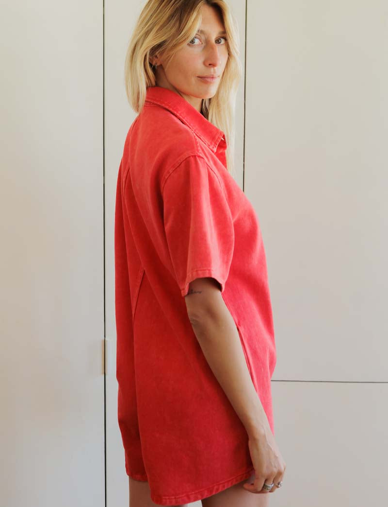 Mono corto rojo Rowen