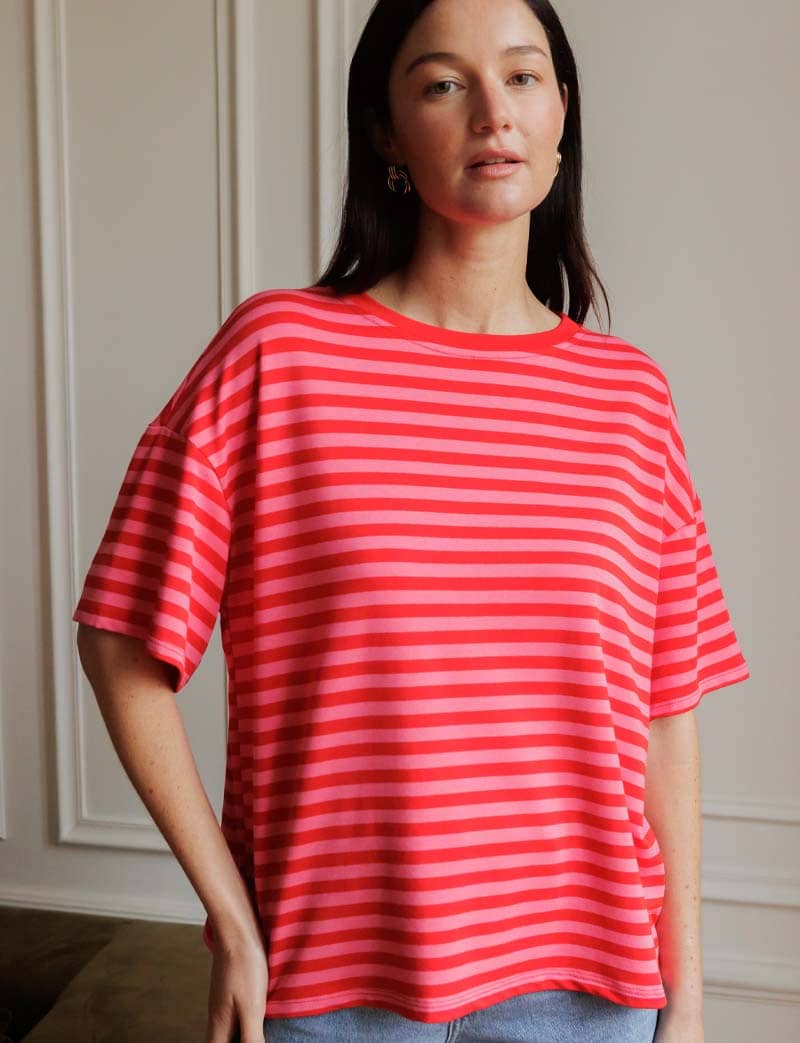 Camiseta rosa y roja Conrad