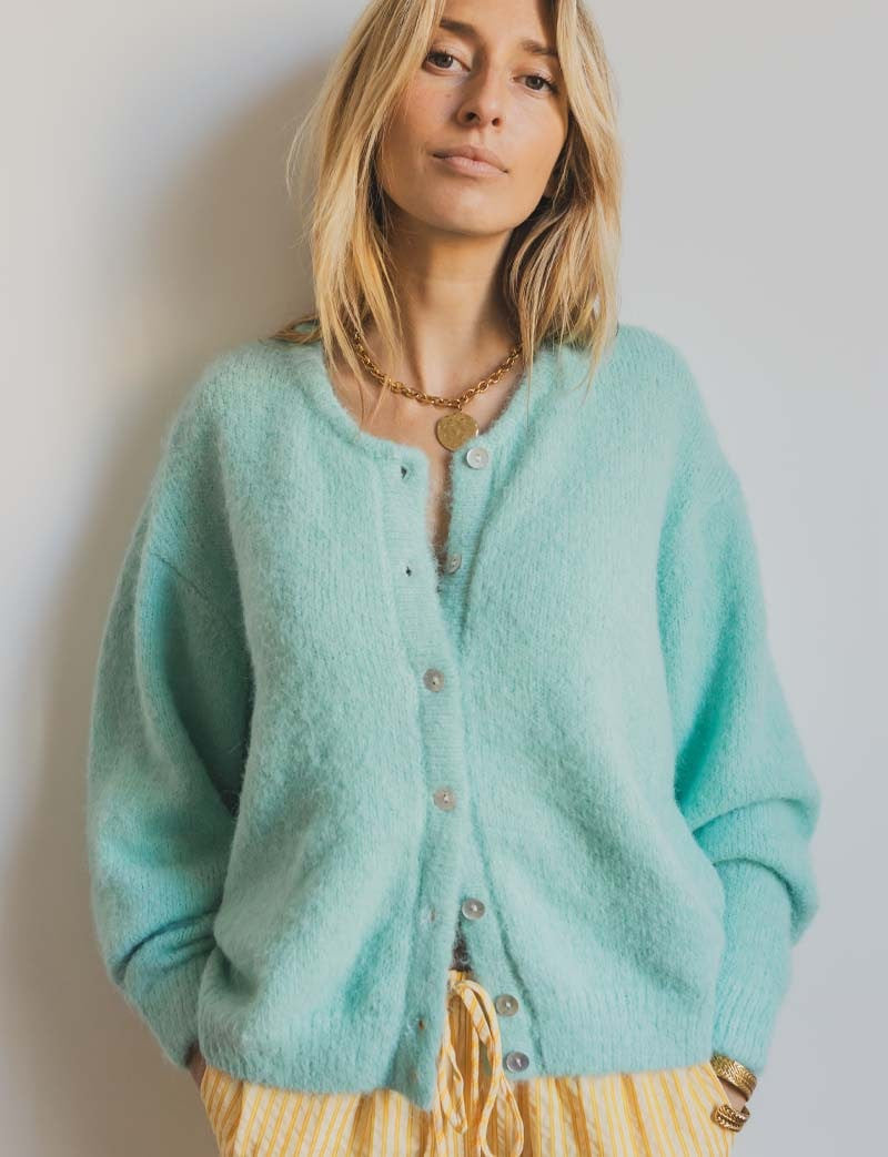Sami turquoise vest