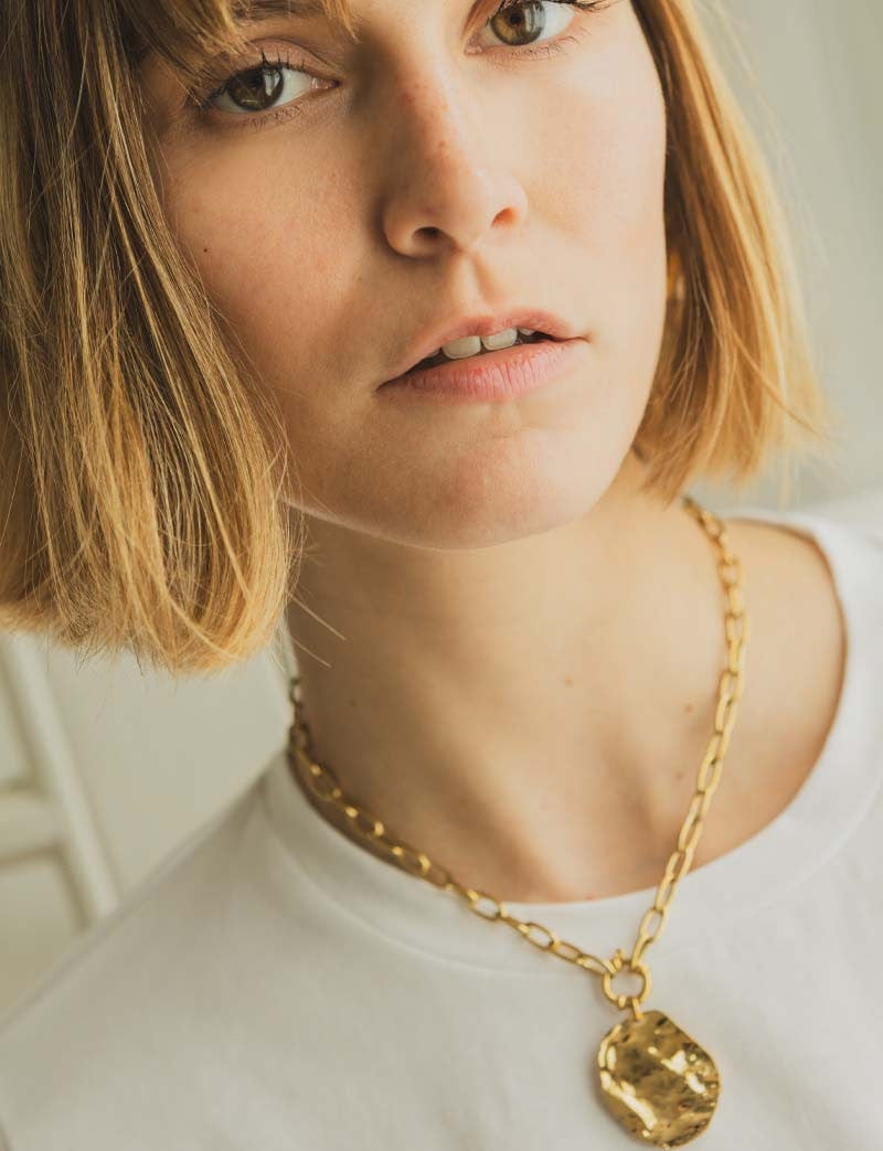 Yana Gold Necklace