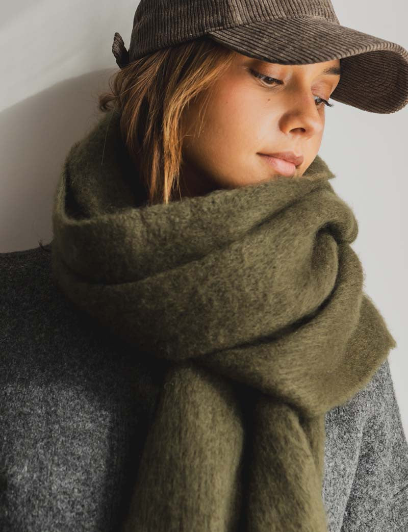 Zoé khaki scarf