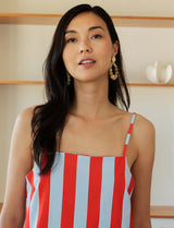 Robe à rayures bleues et rouges Tela