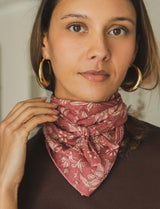 Foulard fleuri Arava
