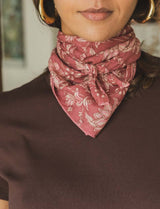 Foulard fleuri Arava