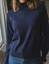 Arim navy sweater