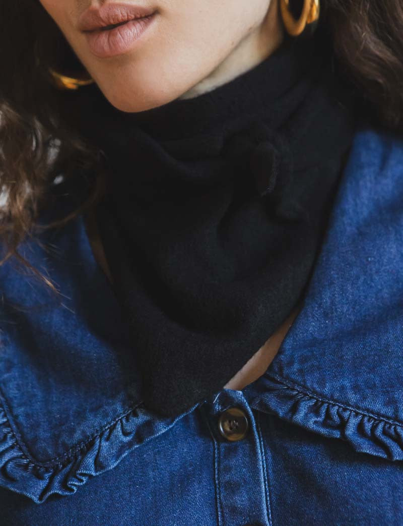 Foulard noir Lala