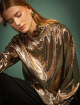 Gustava bronze shirt