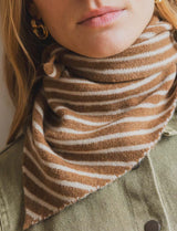 Foulard camel à rayures Lala