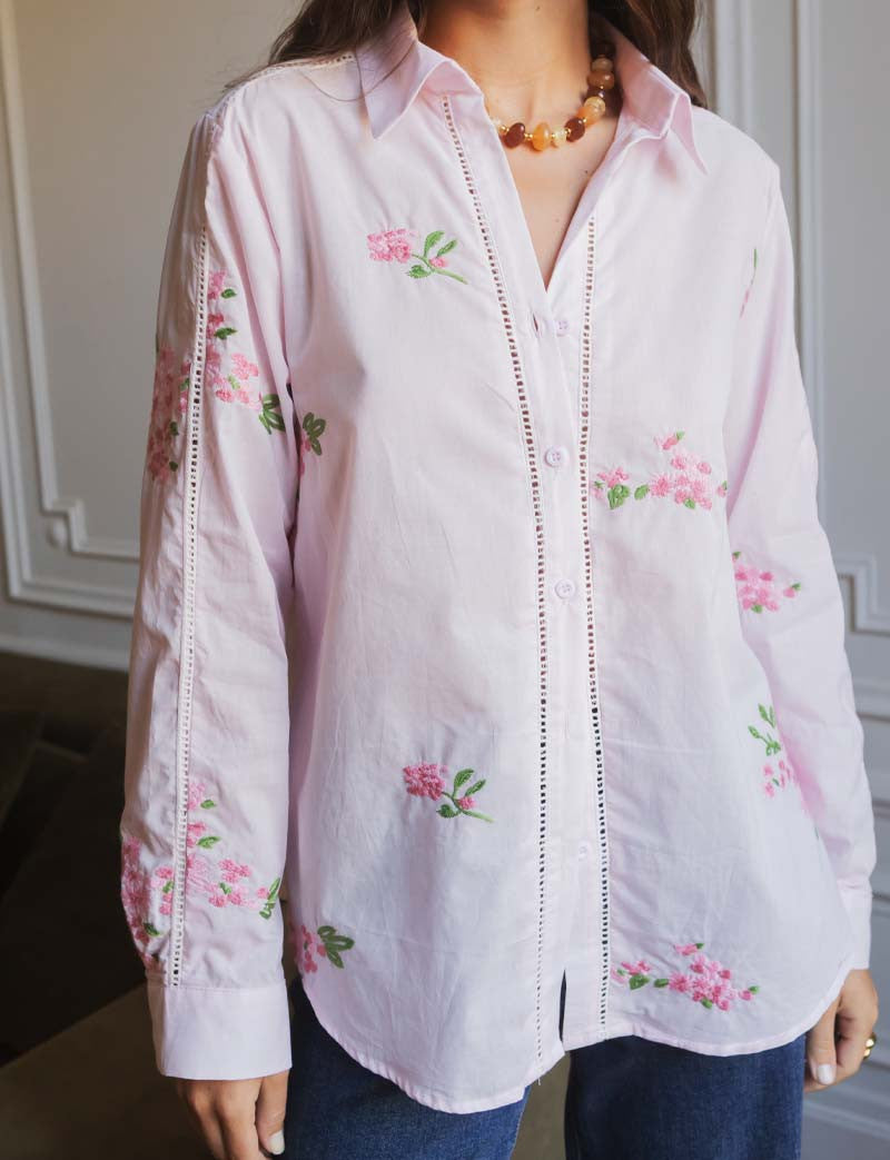 Chemise rose brodée Sabela