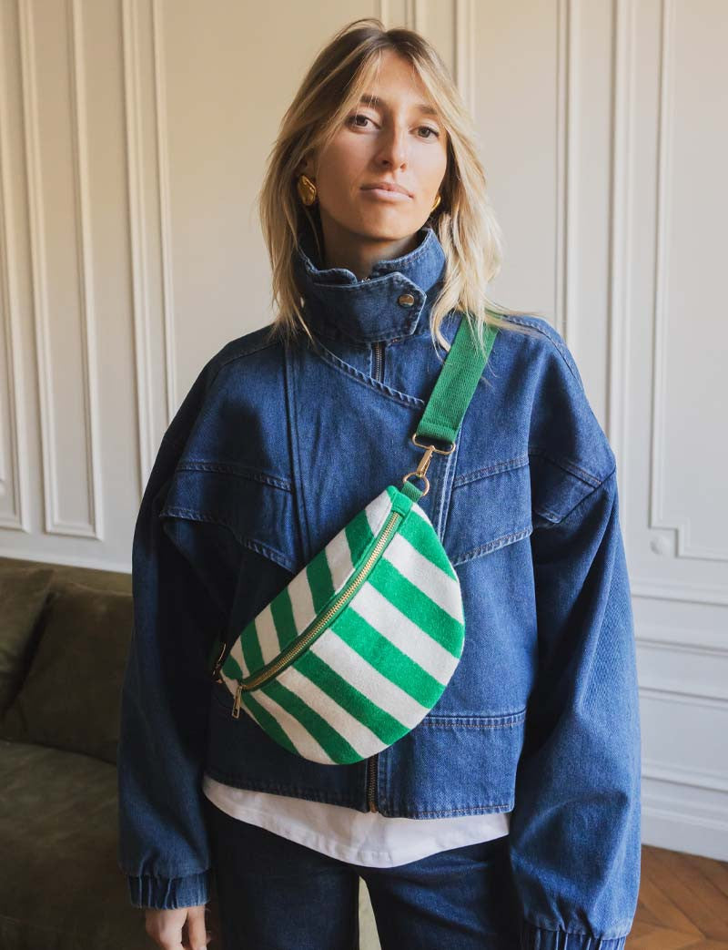 Banane blanche à rayures vertes