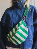 Banane blanche à rayures vertes