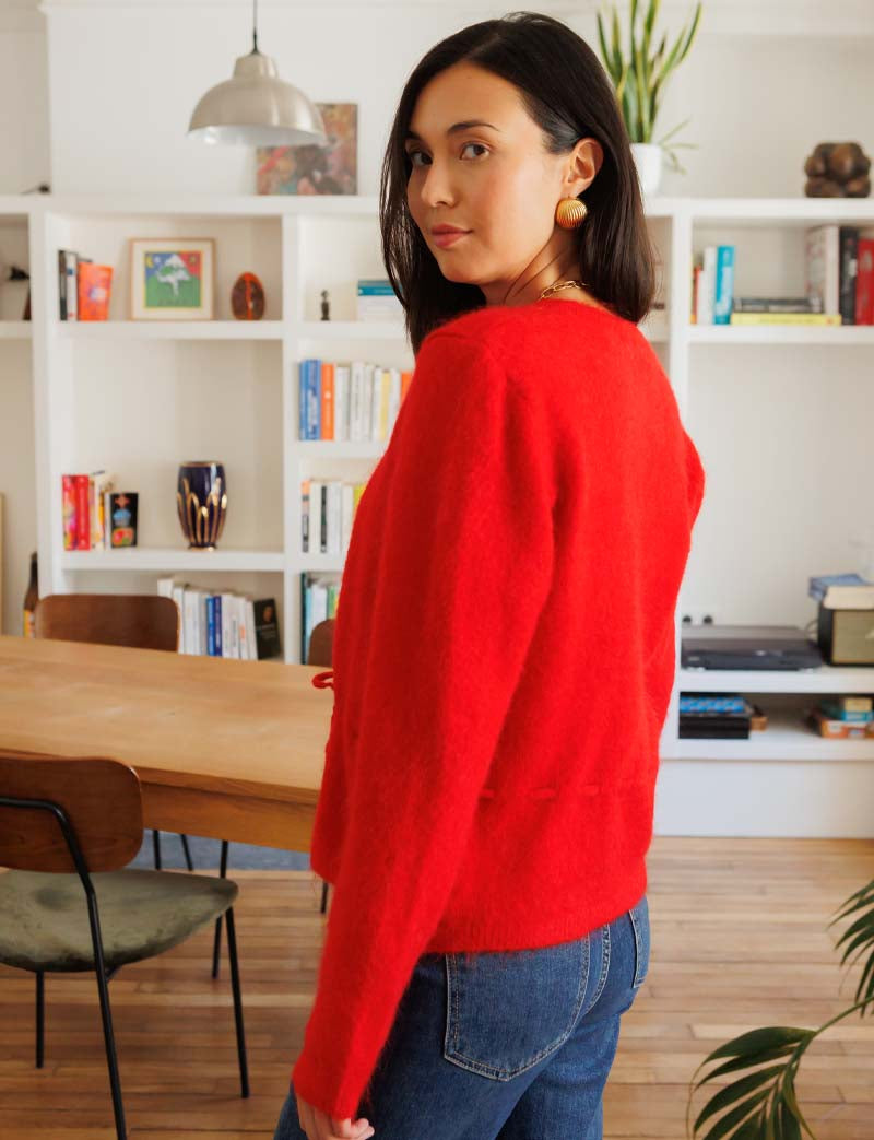 Piyo red vest