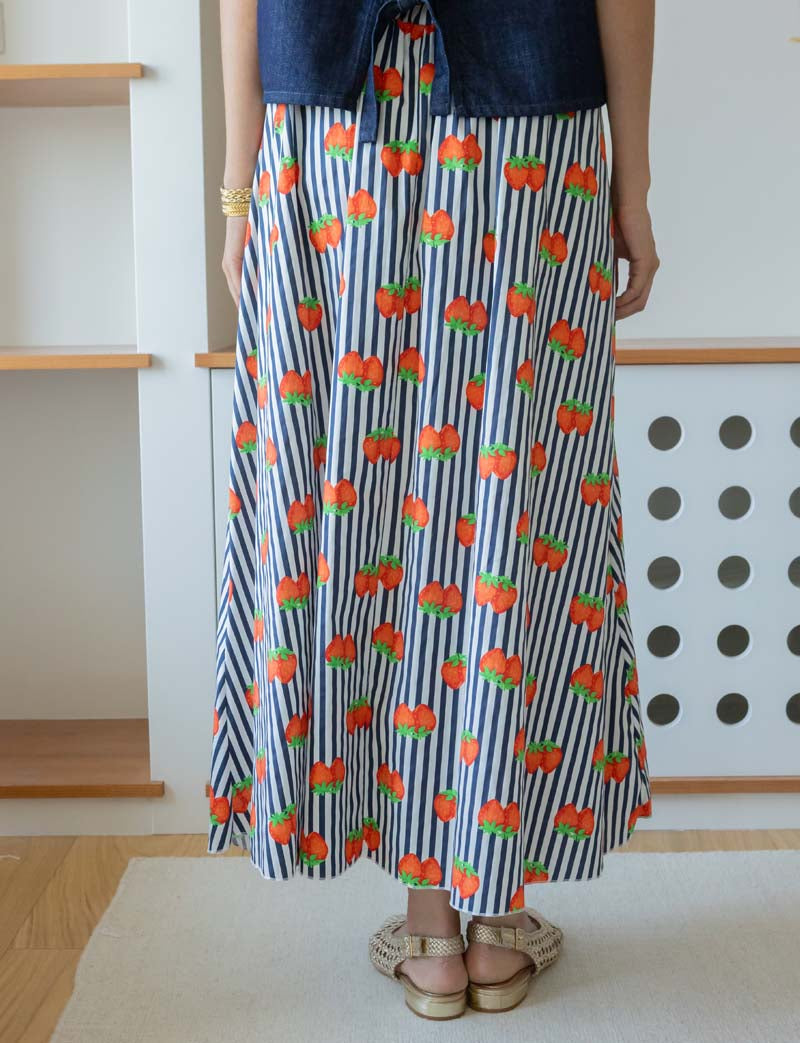 Navy striped skirt with strawberries Yvelle