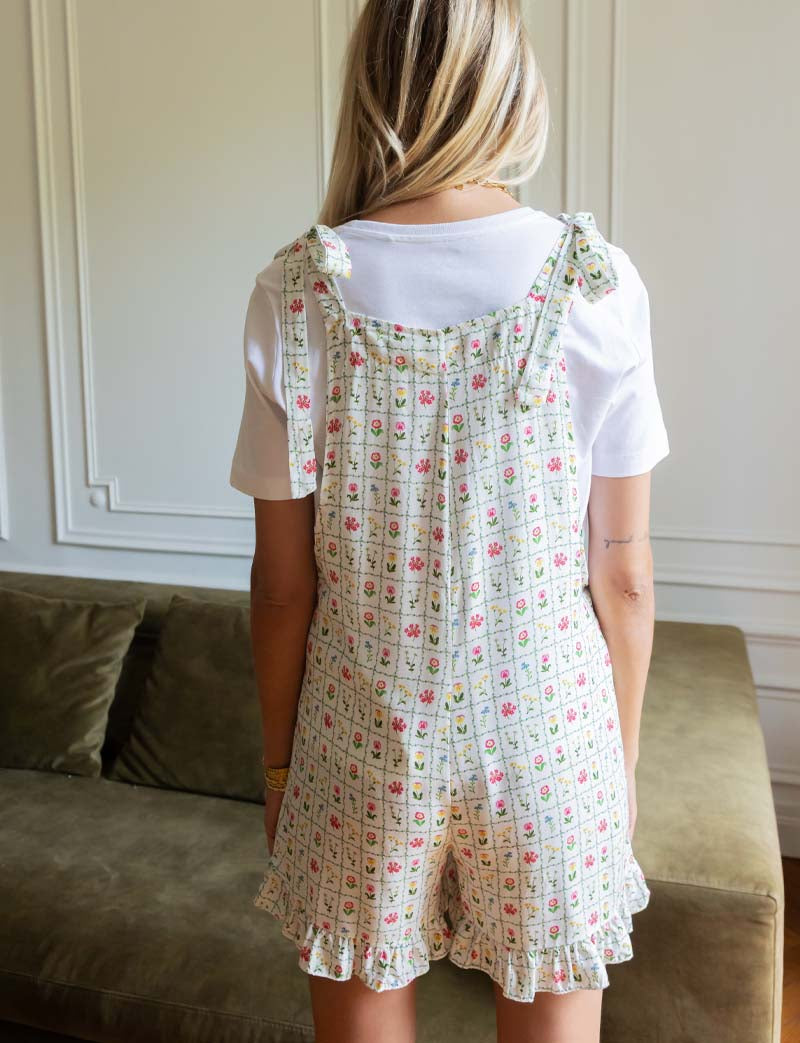 Peto blanco con flores Elba