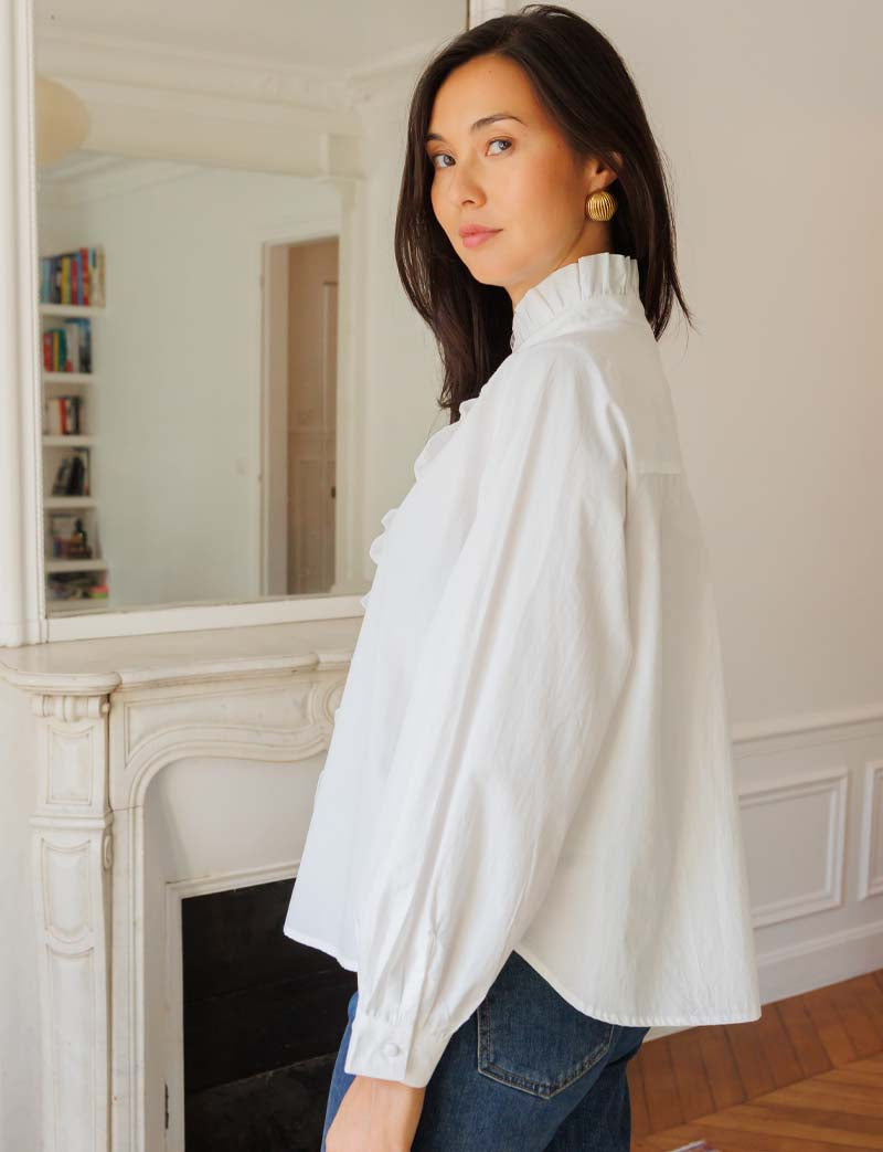 White Taylor shirt