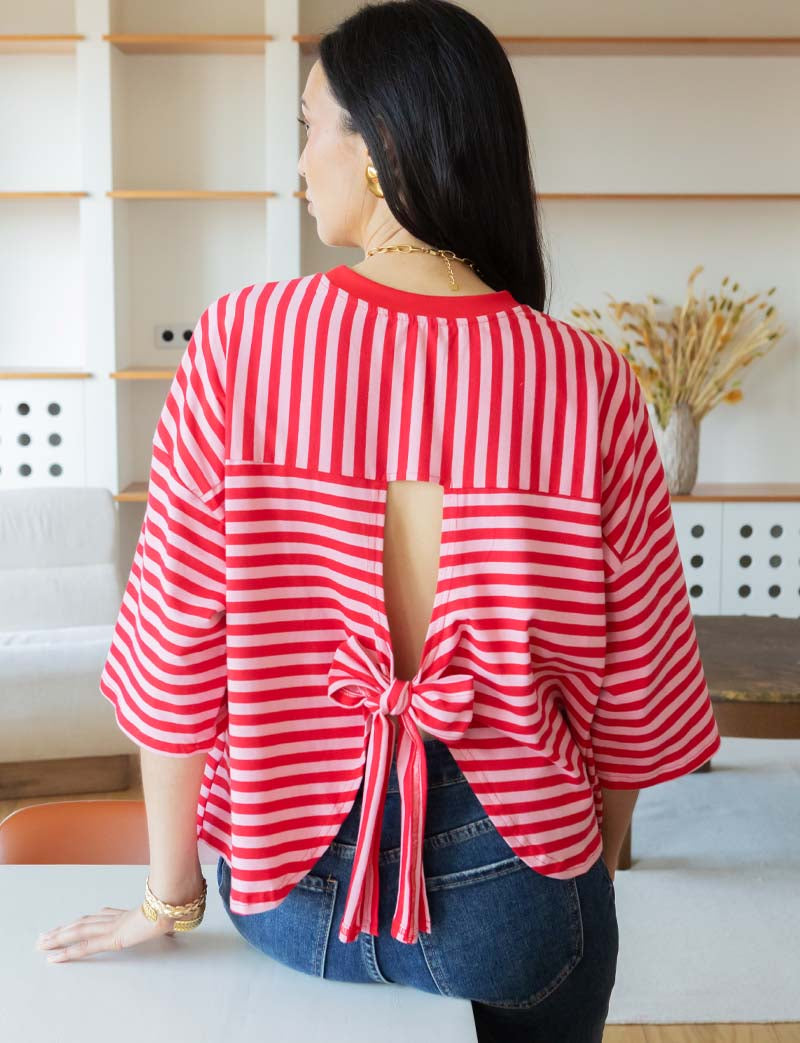 Camiseta de rayas rosas y rojas Rawan