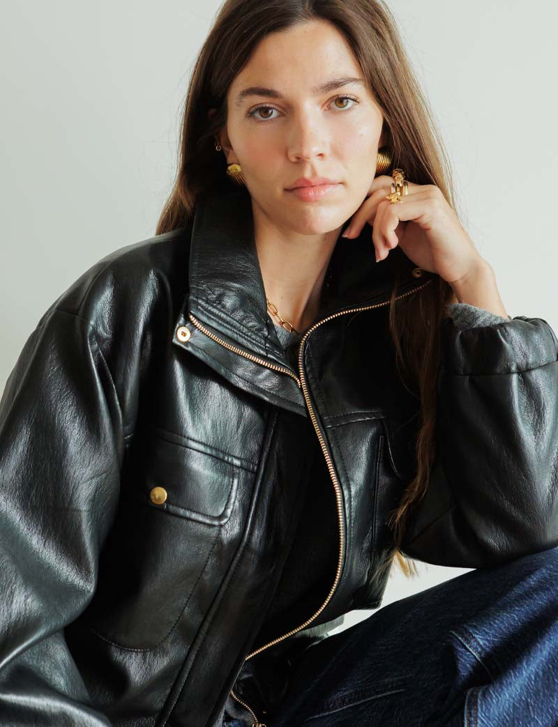 Black jacket Drew