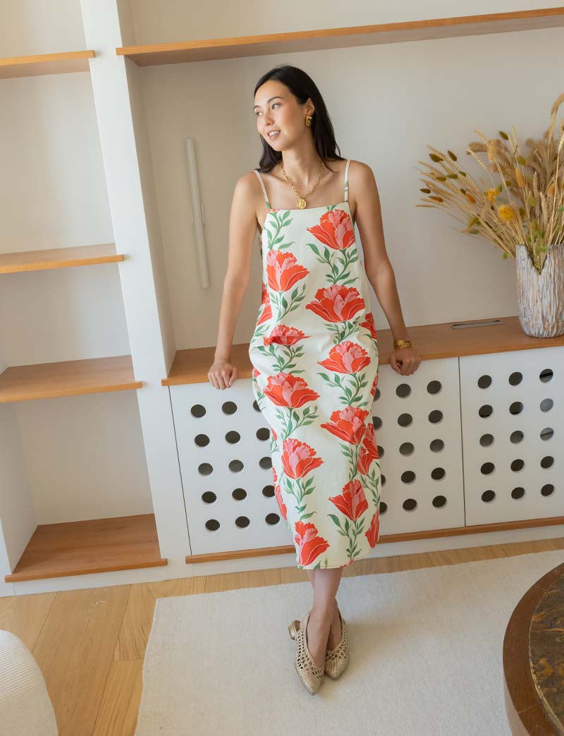 Robe écrue fleurs rouges Talia