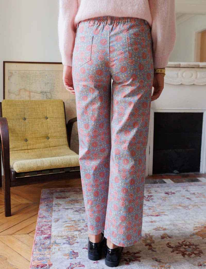 Pantalon bleu fleuri Jordy