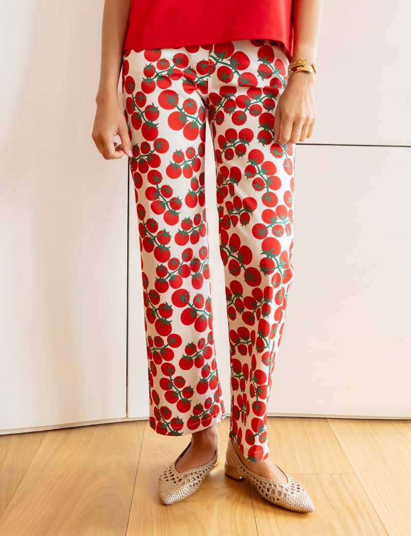 White jeans tomatoes Jony