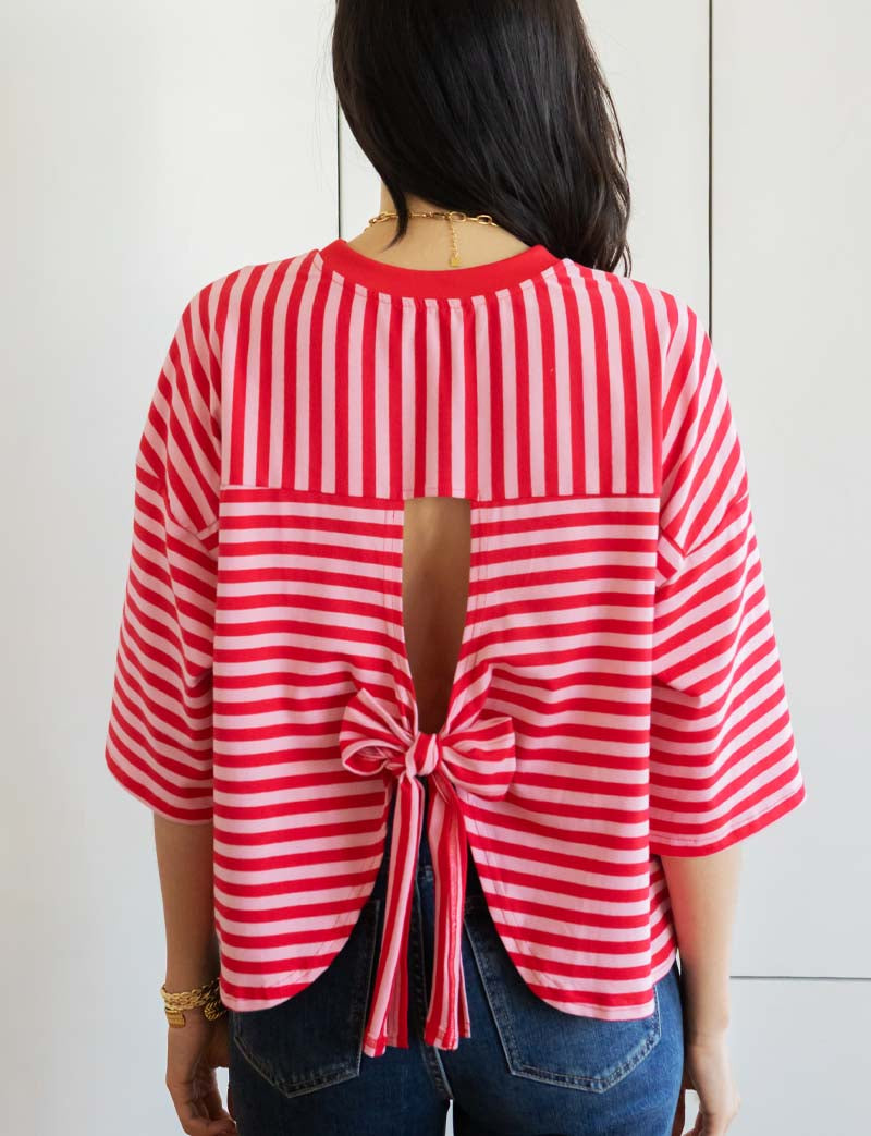 Camiseta de rayas rosas y rojas Rawan