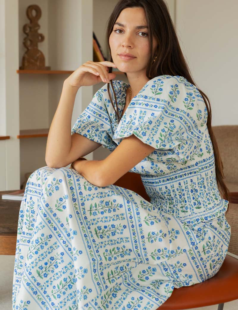 Jupe bleue fleurie Camila