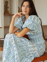 Jupe bleue fleurie Camila
