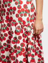 White skirt & Maria tomatoes